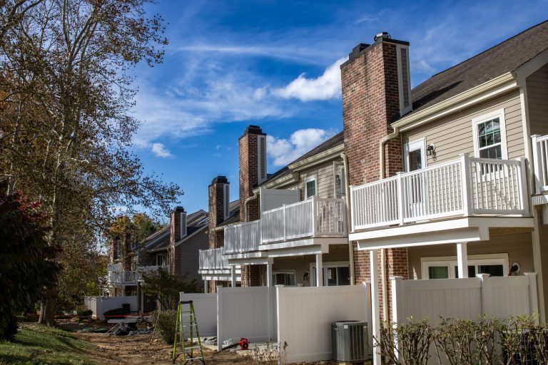 Cheswold-Village-Lemus-Construction-Siding-Decks-Windows-renovation (7)